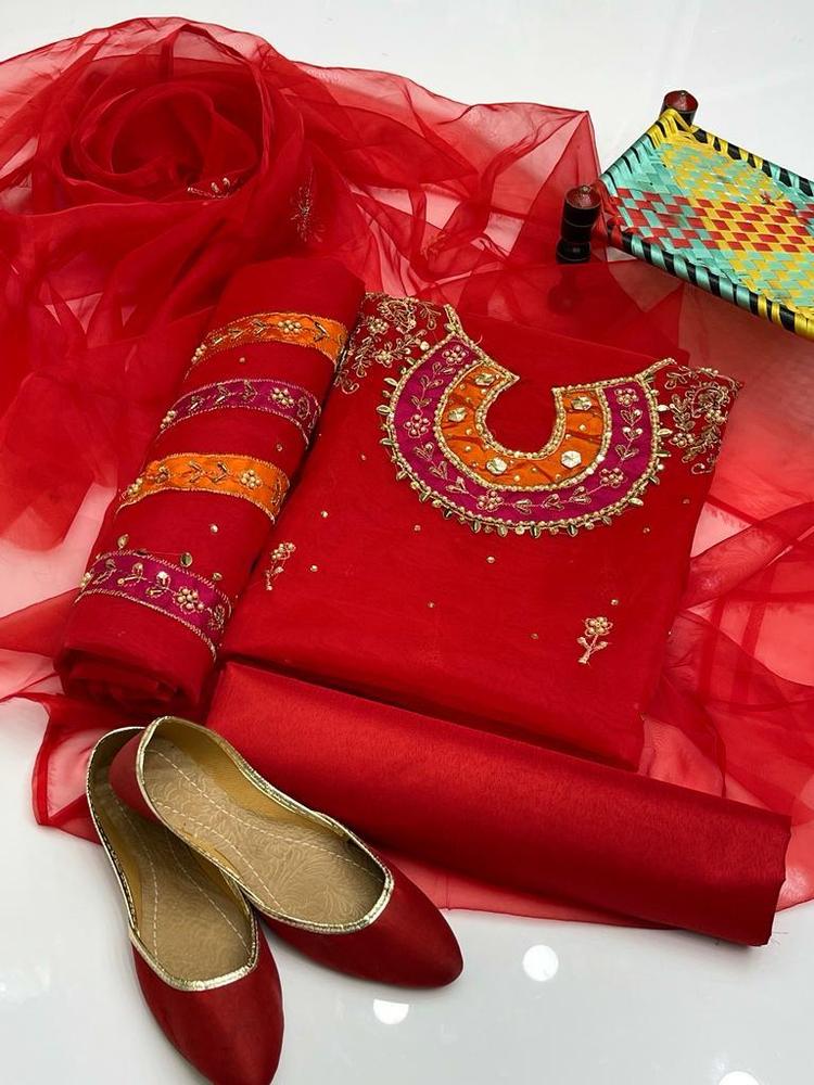 4 Pcs Women's Unstitched Organza Embroidered Suit